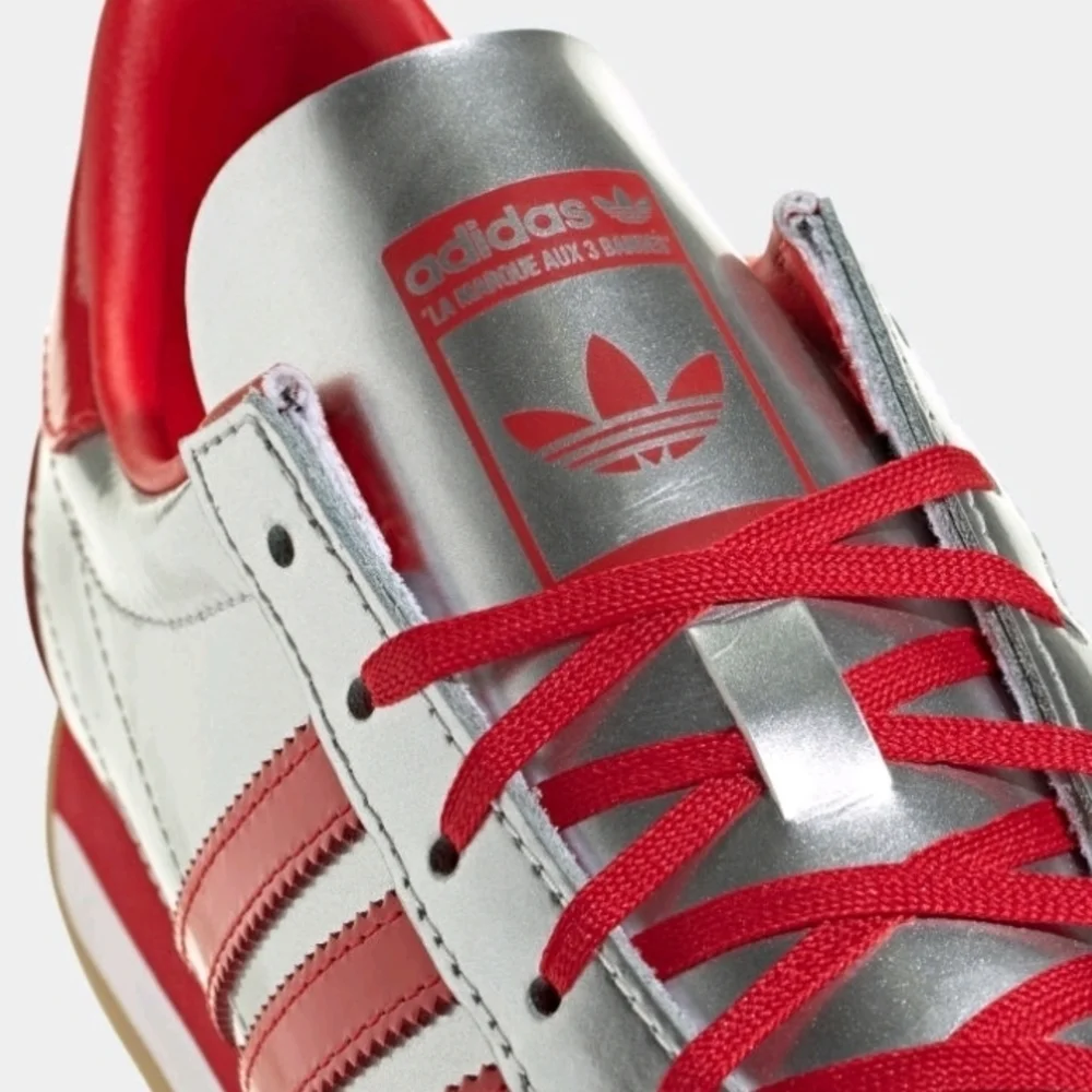 NWT- Adidas Women's Og Country Metallic Silver and Bold Red Sneakers - Picture 4 of 5